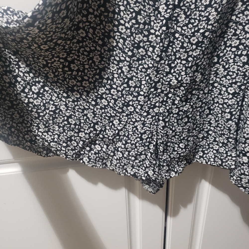 American eagle Romper - Picture 4 of 6